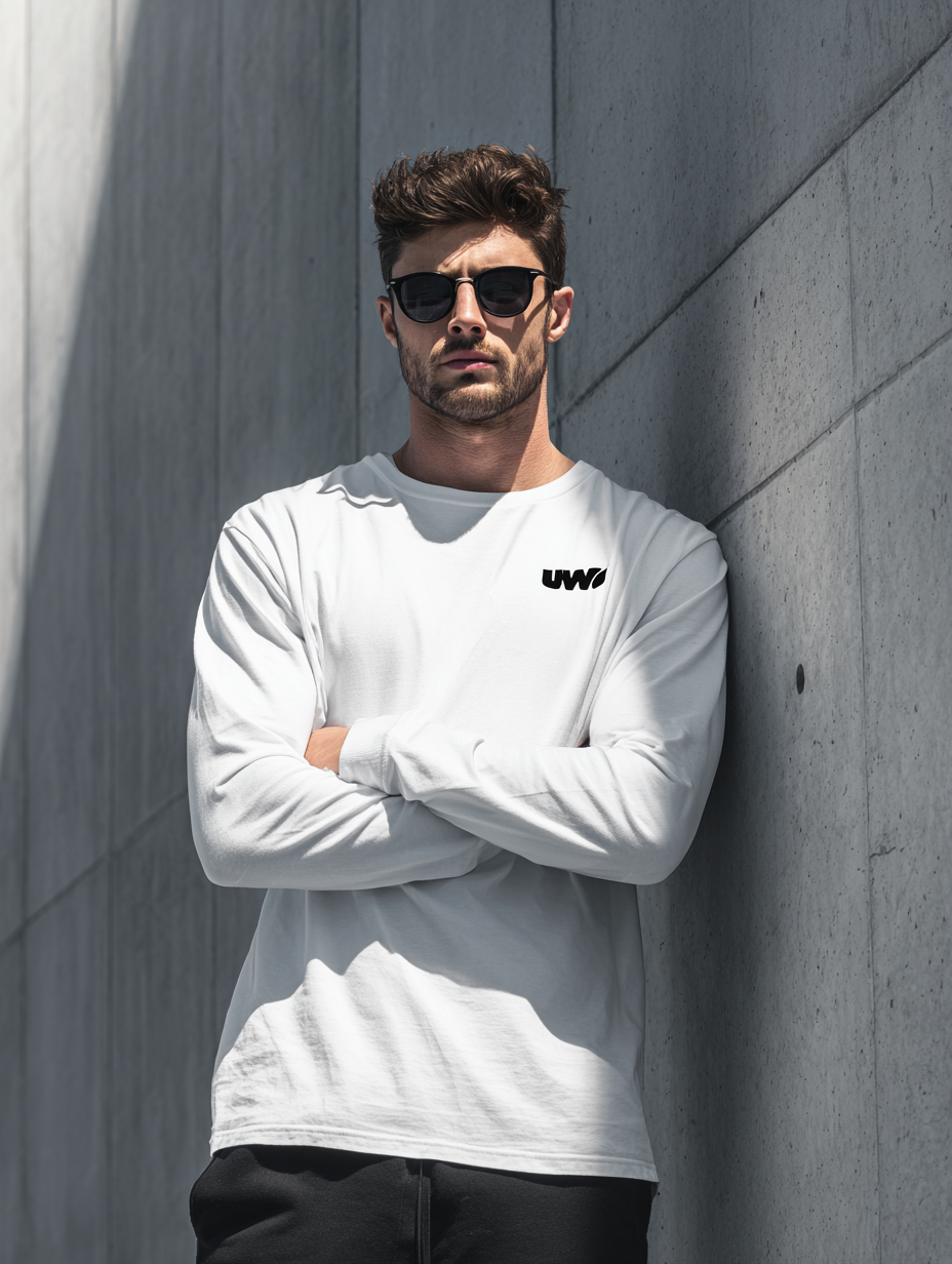 PRINTED Long Sleeves Crewneck T-shirt - Chandail col Rond à Manches Longues IMPRIMÉ